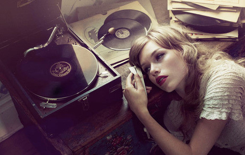 fashion glamour music sexy vinyl Favim.com 137401
